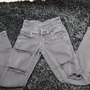 Almost Famous Black midrise ripped skinny jeans, Size 0